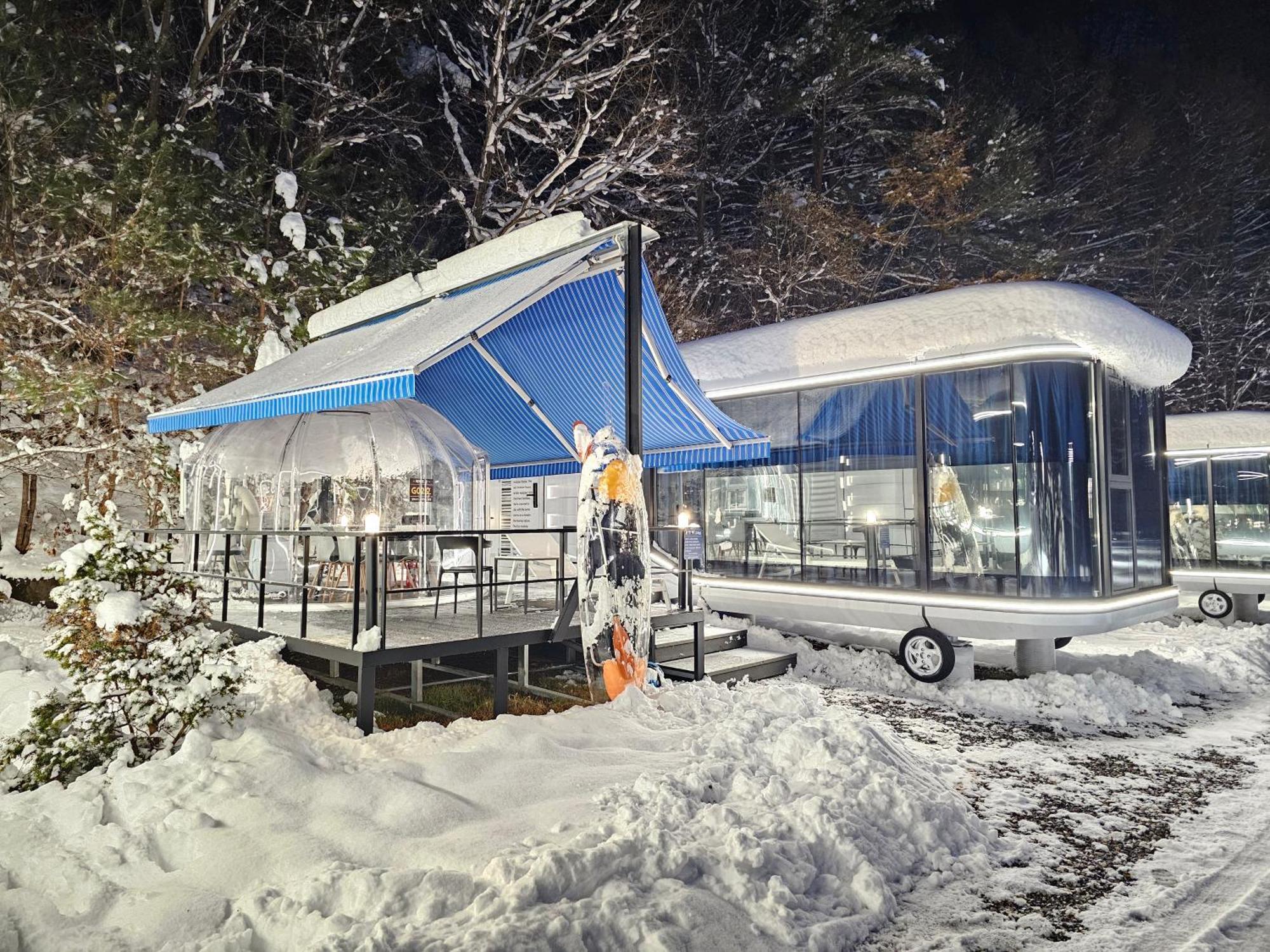 Galaxy X Hotel Type Caravan Glamping & Pension Pyeongchang Exterior foto